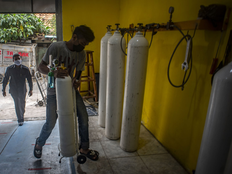 Layanan Membayar Sukarela Untuk Isi Ulang Oksigen