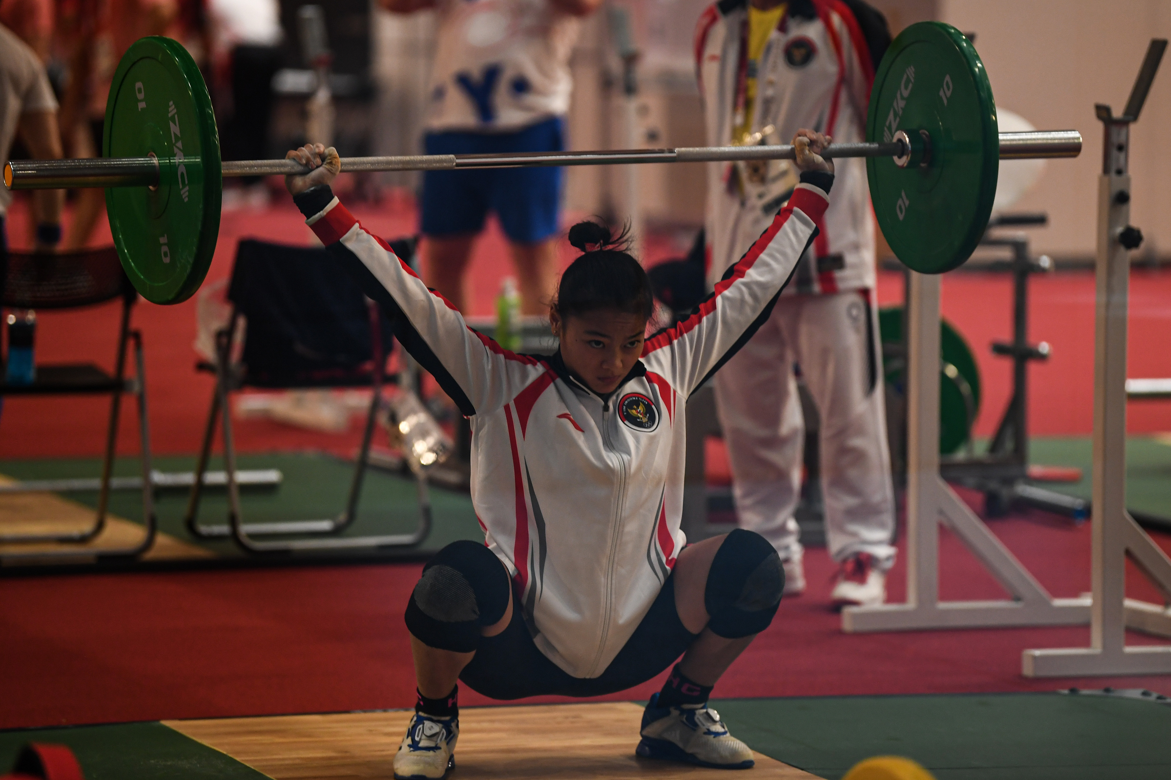 Latihan Lifter putri Indonesia Windy Cantika Aisah Jelang Olimpiade 2020