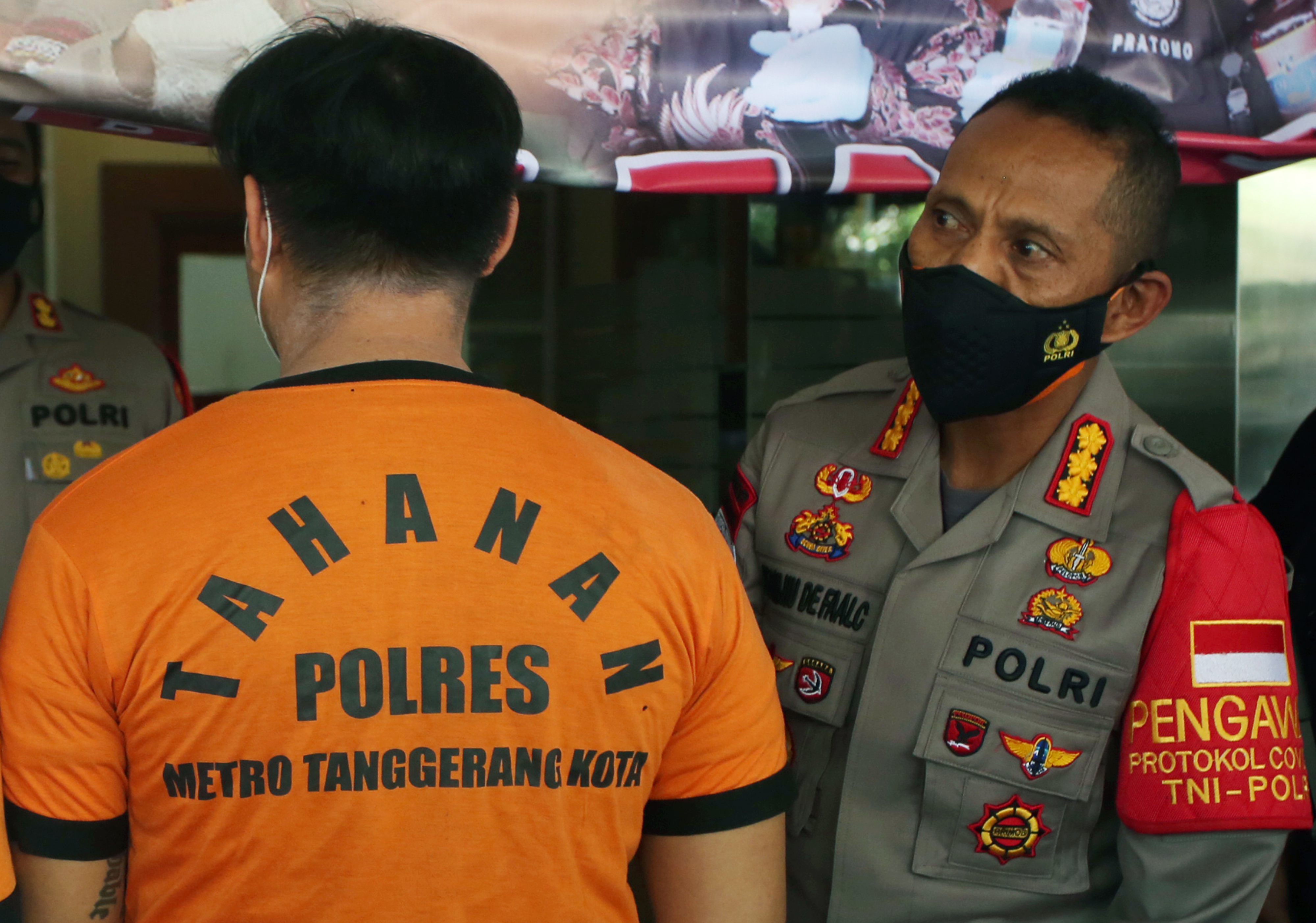 Pengungkapan Penimbunan dan Pemalsuan Tabung Oksigen