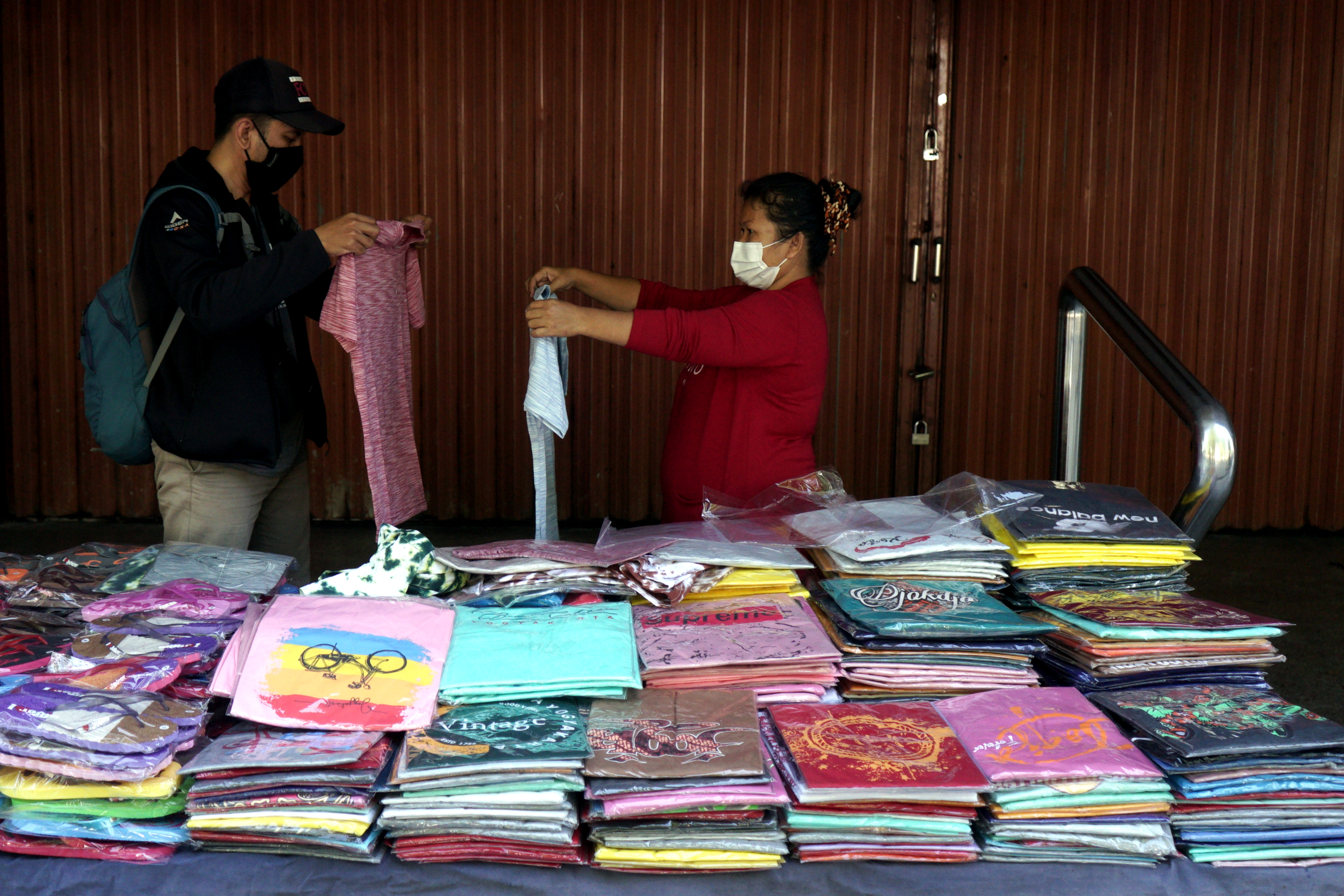 PKL Malioboro Kembali Berjualan