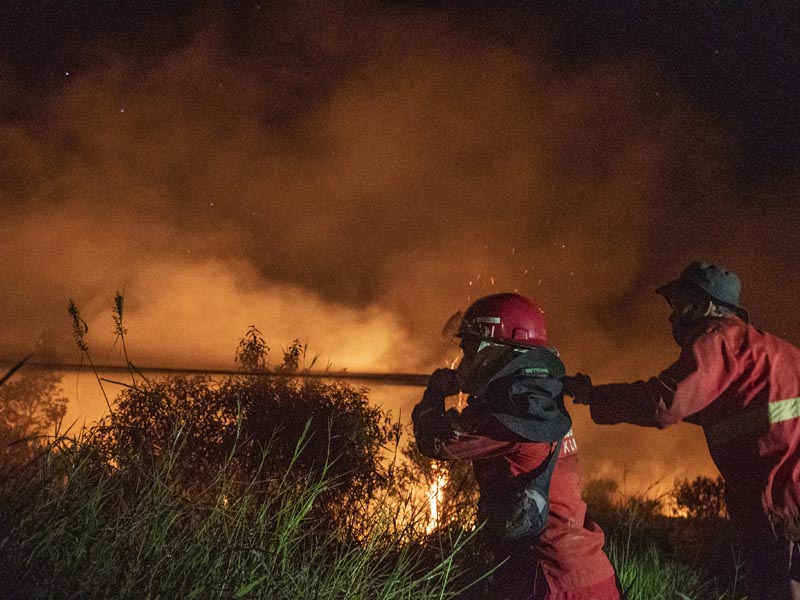 Pemadaman Kebakaran Lahan Di Ogan Ilir
