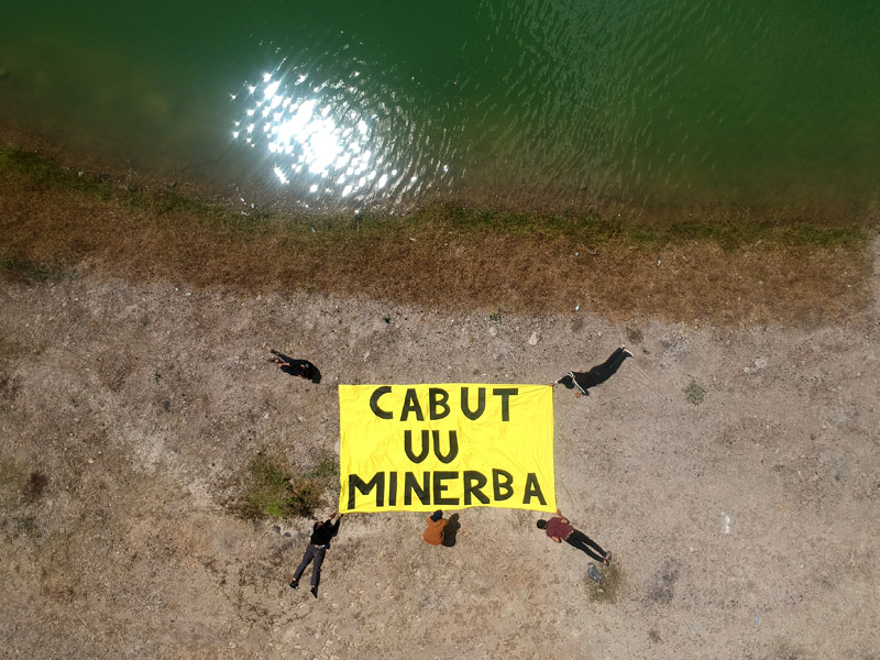 Aksi Cabut UU Minerba