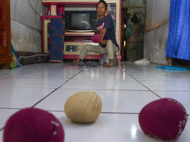 Latihan Mandiri Atlet Boccia Jelang Peparnas 2021