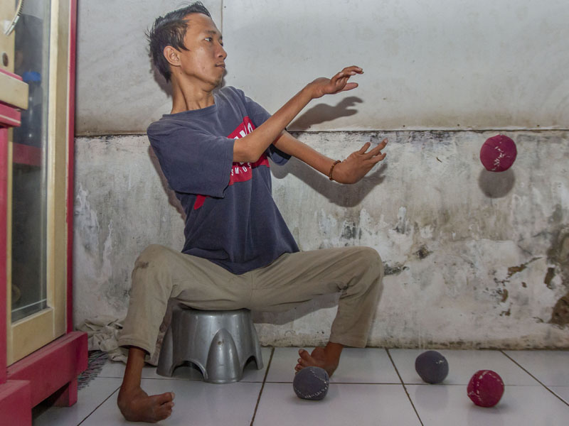 Latihan Mandiri Atlet Boccia Jelang Peparnas 2021