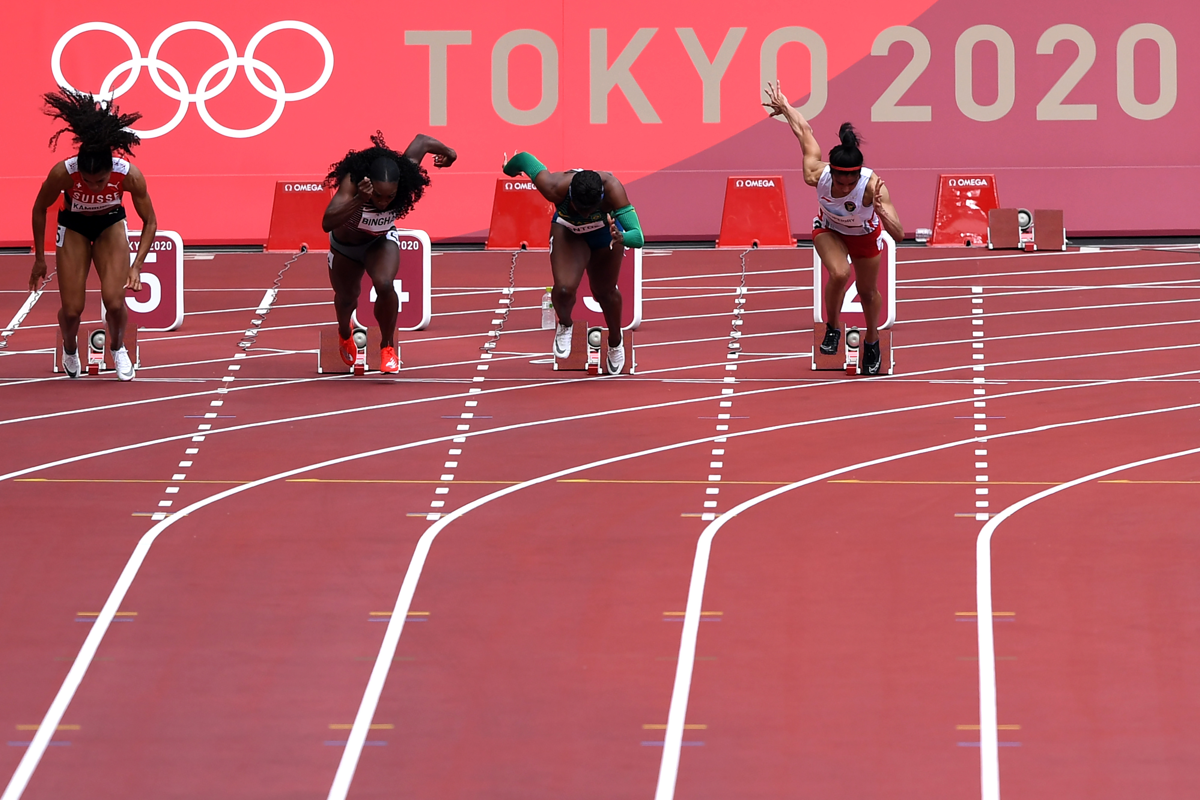 Alvin Tehupeiory Gagal Melaju Semifinal 100 Meter Putri
