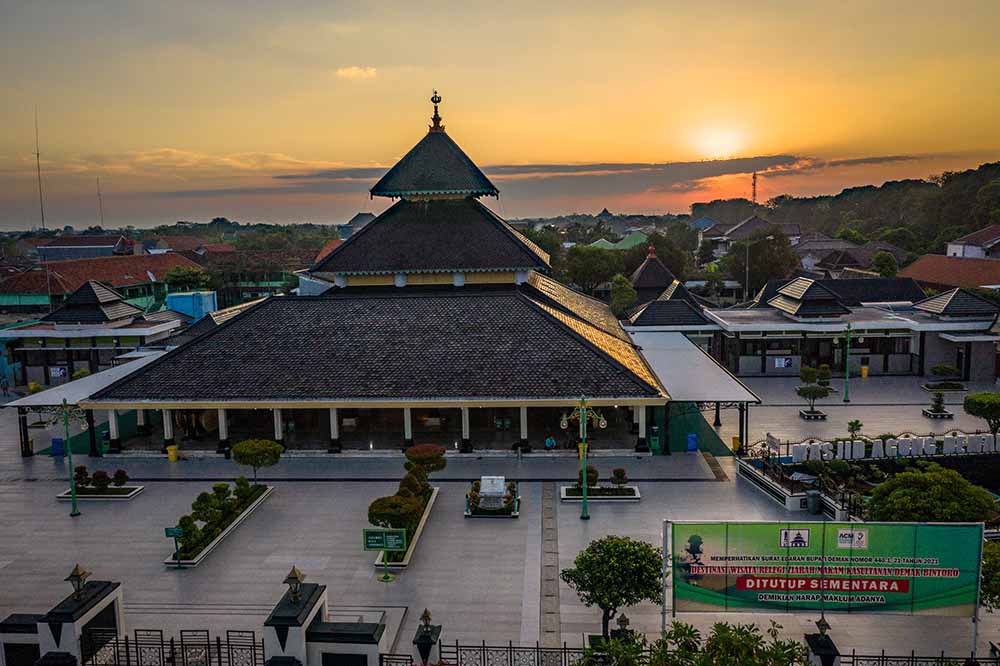 Penutupan Sementara Kompleks Masjid Agung Demak