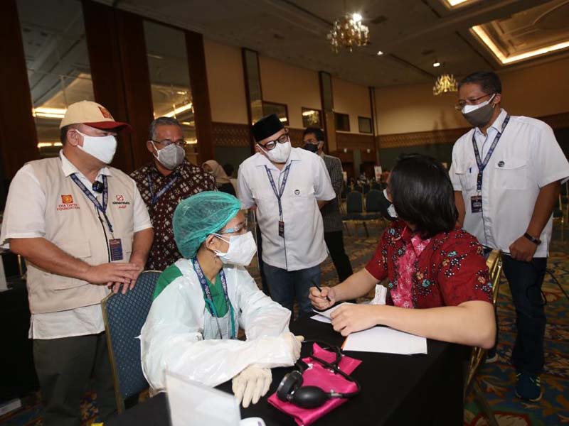 Eka Tjipta Foundation (ETF) dan Kanisius Lakukan Vaksin Untuk Anak Dan Dewasa