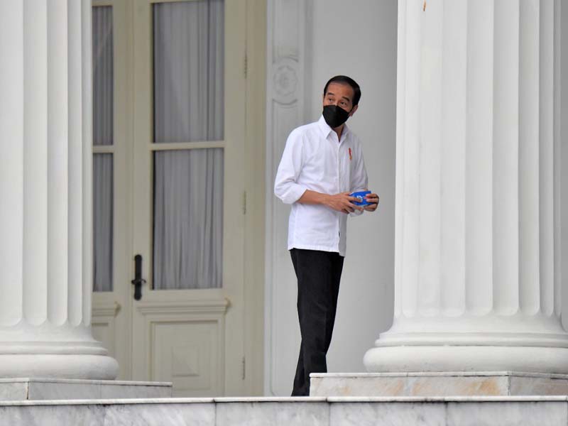 Presiden Jokowi Luncurkan Paket Obat Isoman Gratis untuk Rakyat