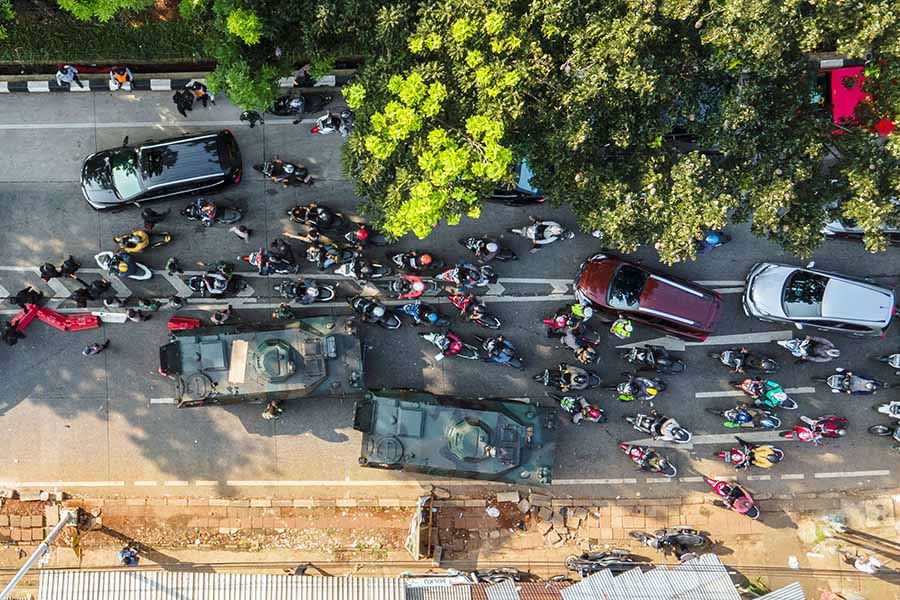 Pasukan TNI-Polri Terus Perketat Akses Masuk ke Jakarta