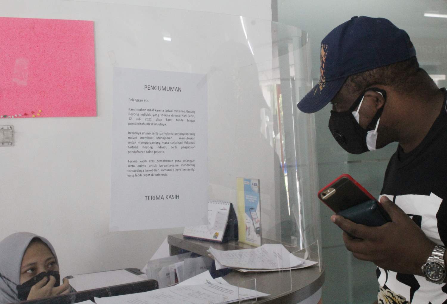  PT Kimia Farma Menunda Penyelenggaraan Vaksinasi Individu 