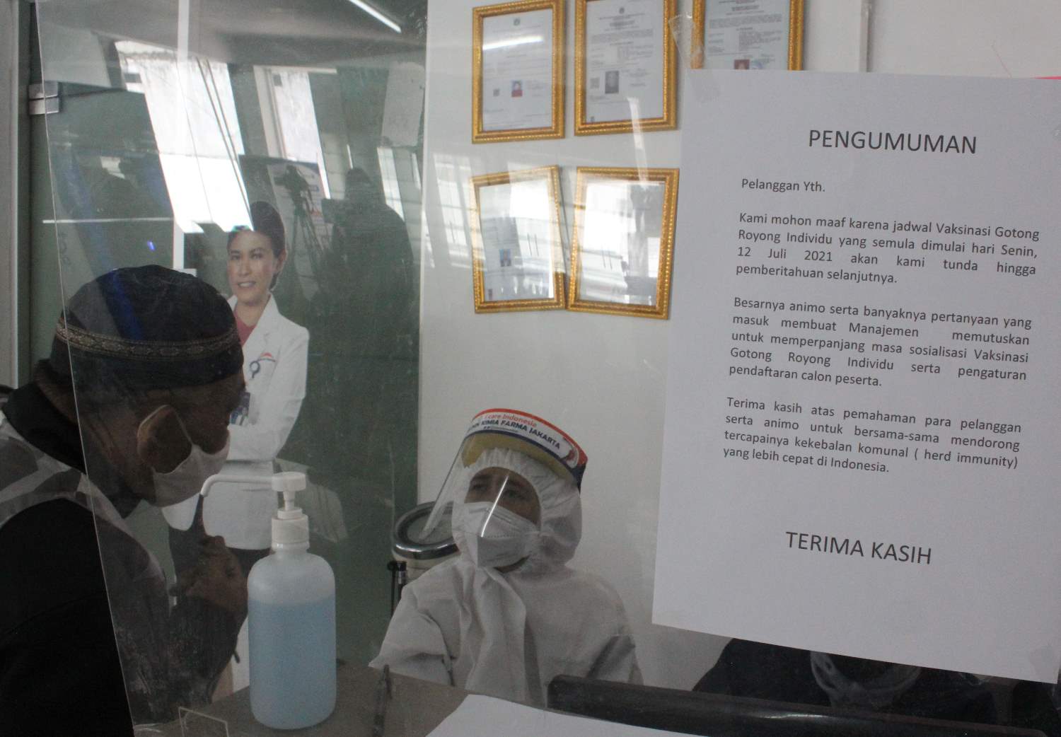  PT Kimia Farma Menunda Penyelenggaraan Vaksinasi Individu 