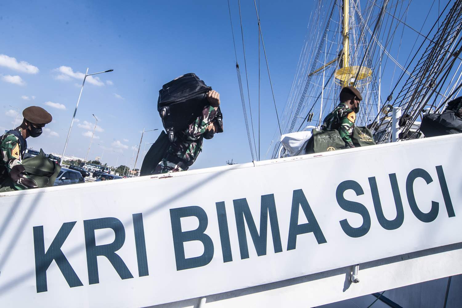 Embarkasi Material Taruna Akademi Angkatan Laut (AAL) Tingkat III Angkatan ke-68