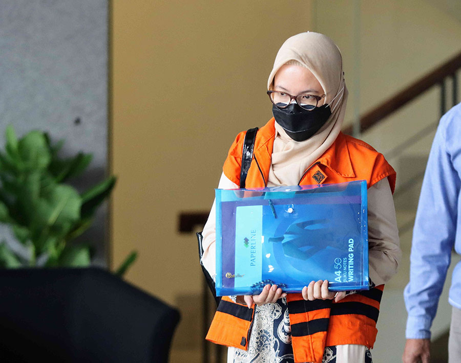 Perpanjangan Penahanan Tersangka Suap Pemkab Indramayu 