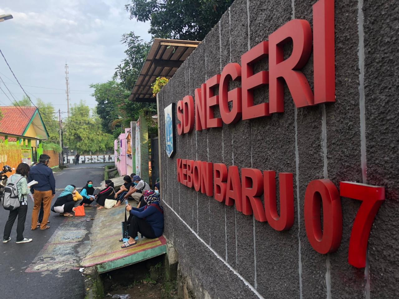 Antre Vaksinasi Covid-19