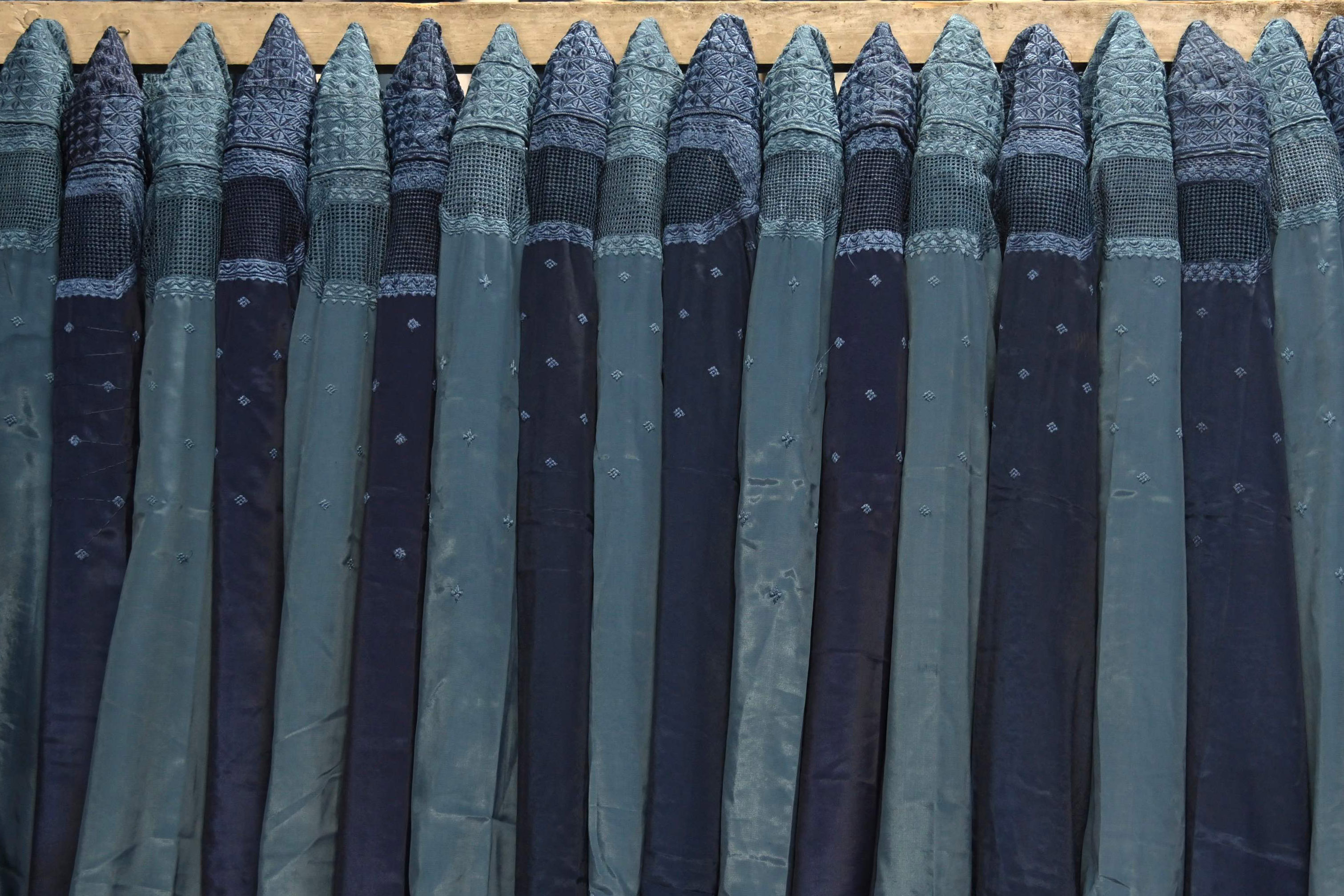 Perempuan Afganistan Tidak Wajib Pakai Burqa