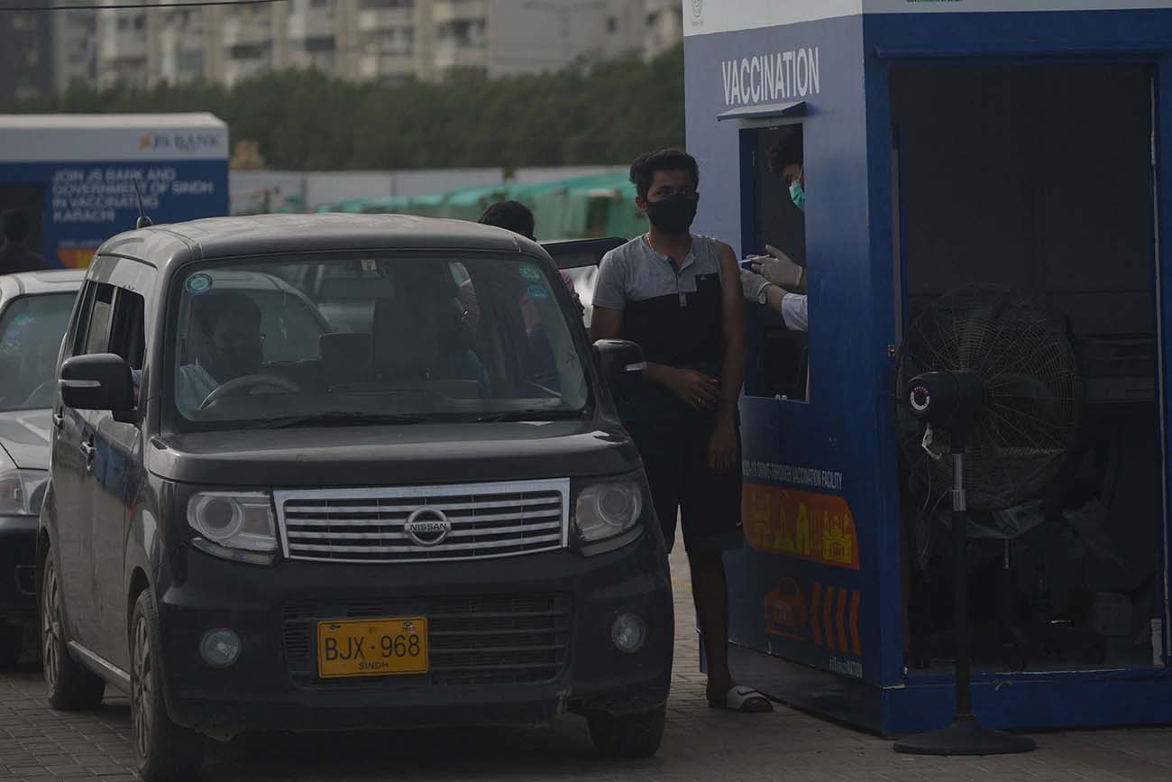  Pakistan Capai Target 1 Juta Vaksinasi per Hari