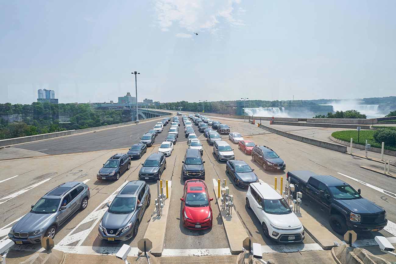  Kanada Buka Kembali Perbatasan Darat untuk Warga AS