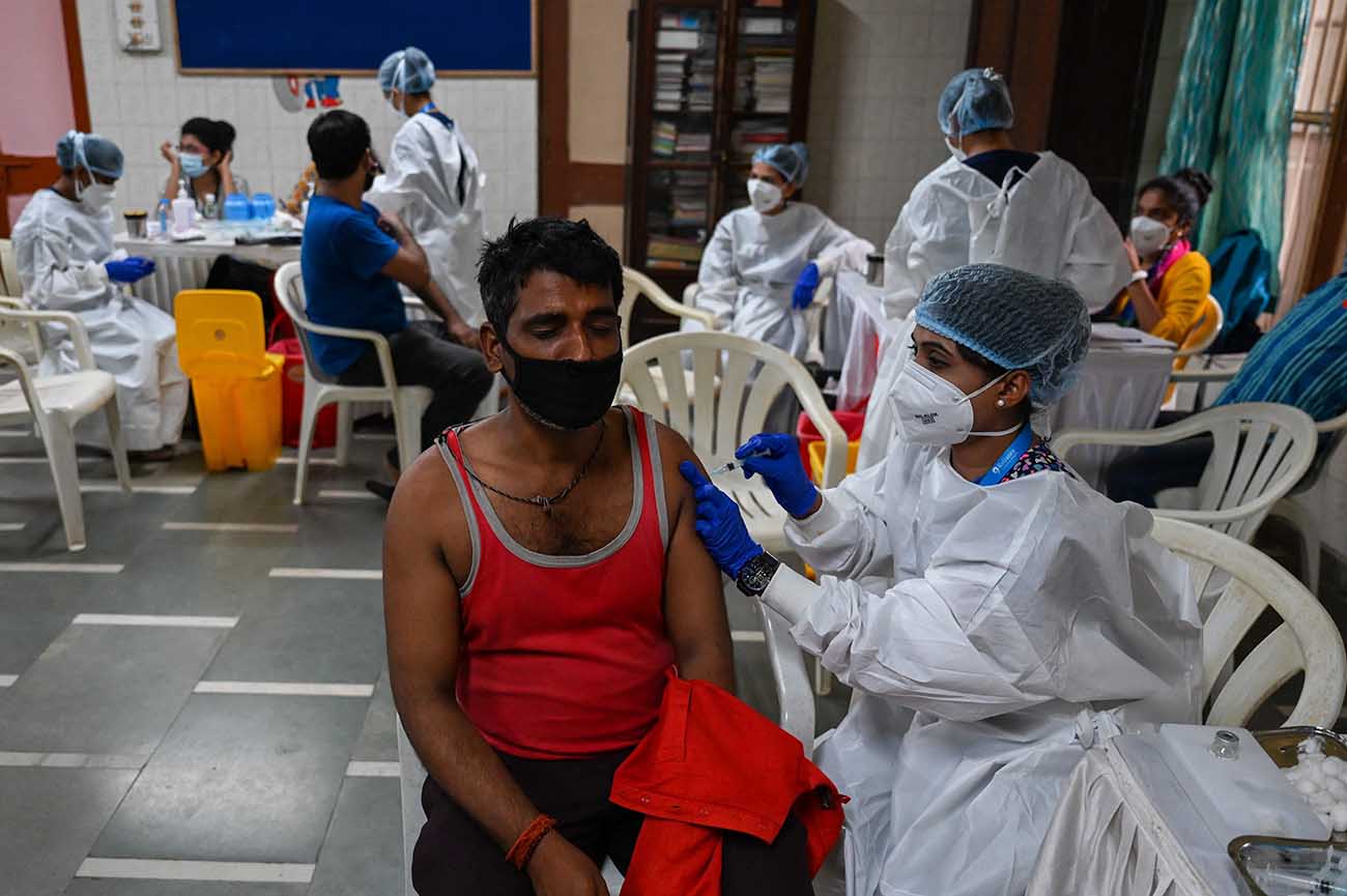 Vaksinasi Covid-19 Hampir Capai 4,5 Miliar Dosis di Seluruh Dunia