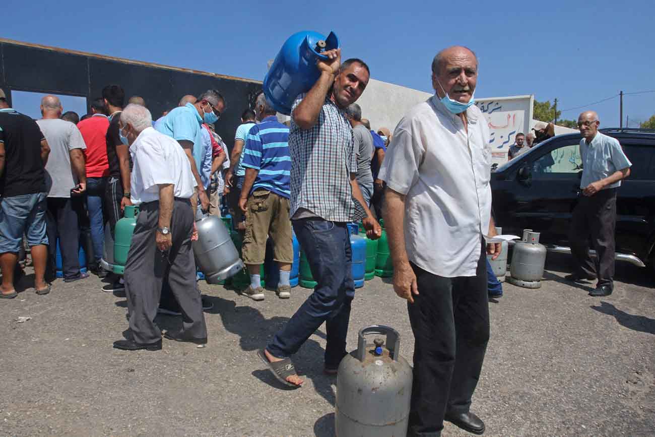  Krisis Ekonomi di Lebanon Picu Kelangkaan Kebutuhan Pokok