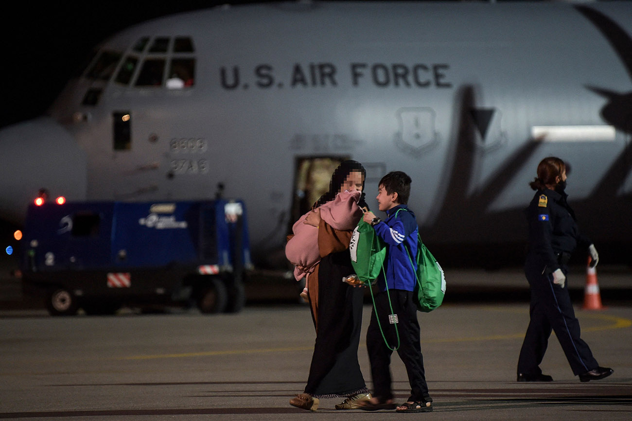 Gelombang Pertama Pengungsi Afghanistan