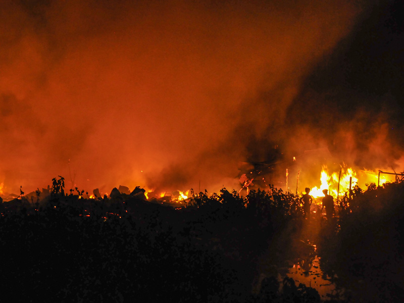 Kebakaran Gudang Penyimpanan Barang Bekas