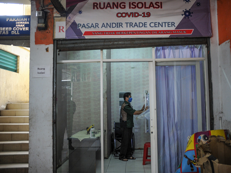 Kabin Pasien Covid-19 Di Pasar Andir Bandung