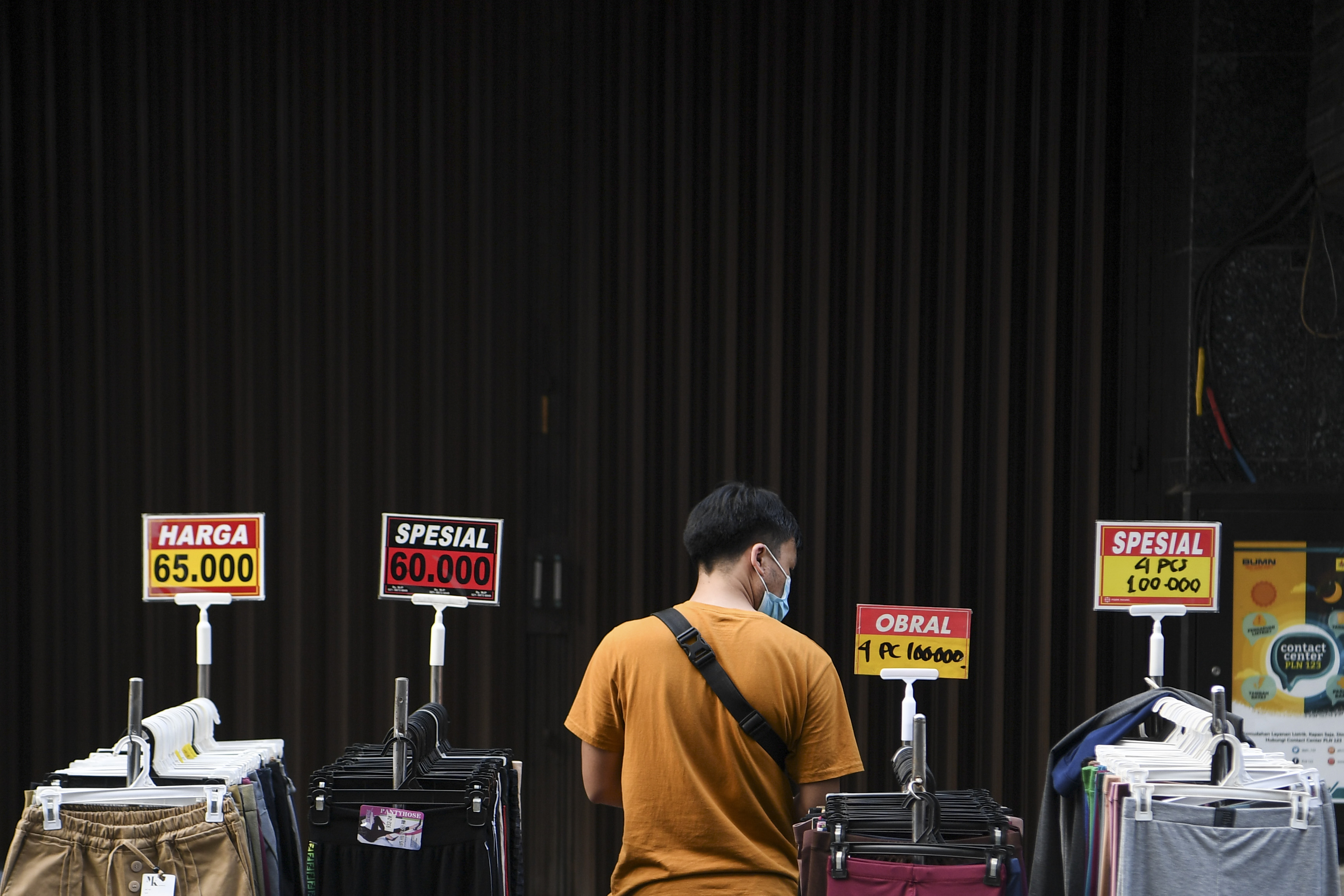 Penyesuaian Pembatasan Kegiatan Masyarakat untuk Keberlangsungan Usaha