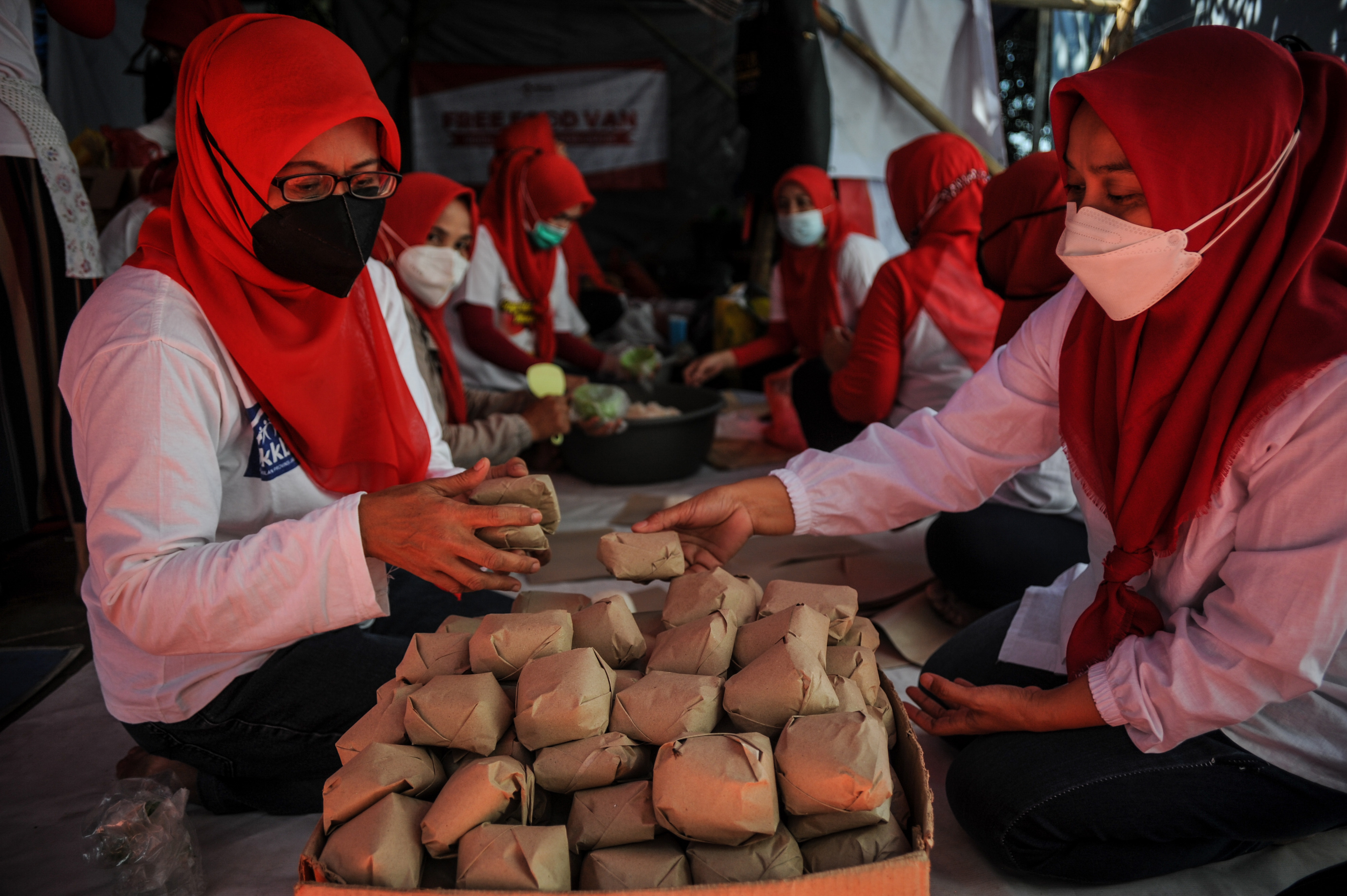 Dapur Umum Warga Terdampak Covid-19