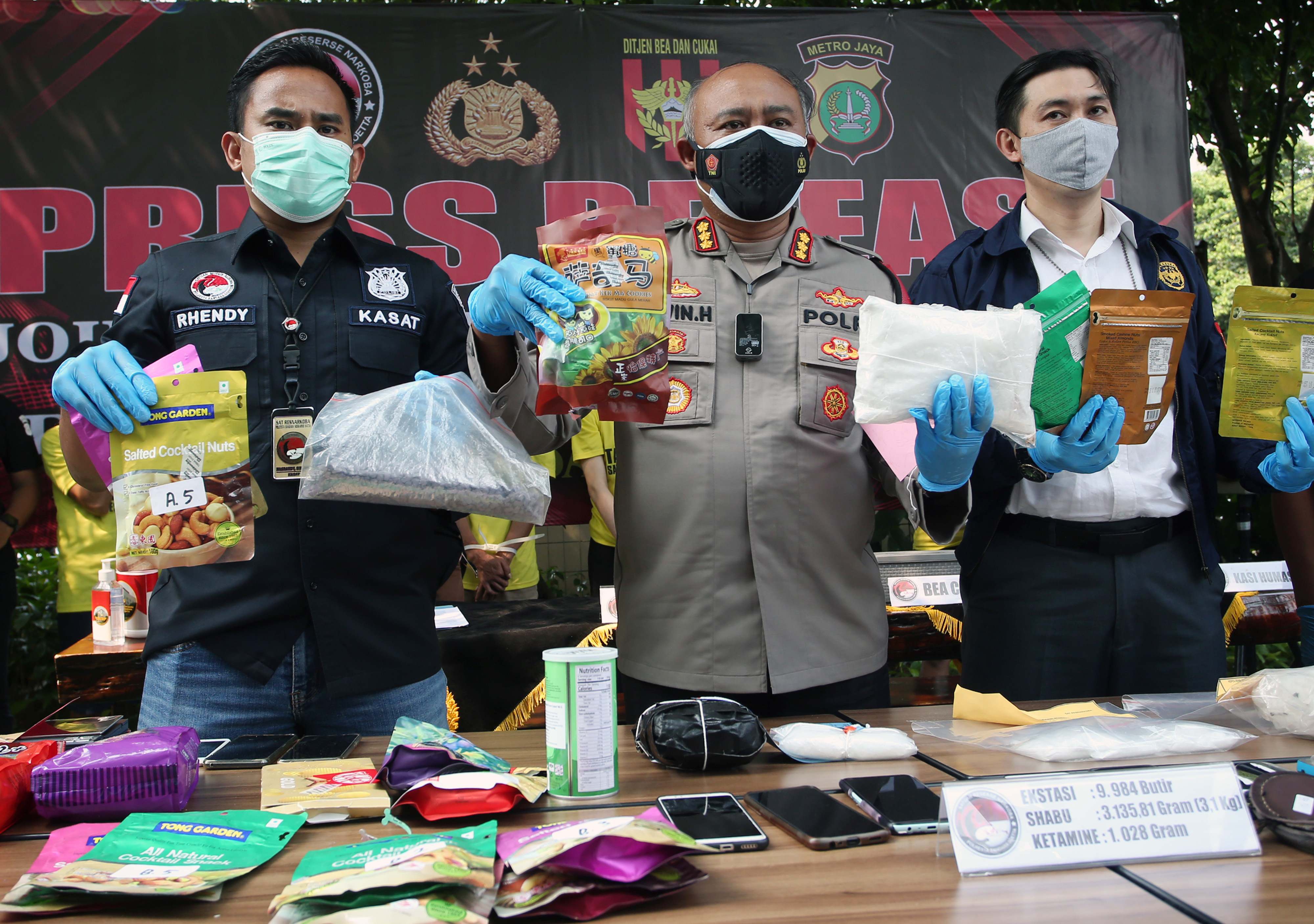 Penggagalan Penyelundupan Ribuan Ekstasi dari Malaysia