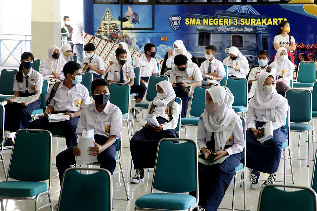 Vaksinasi Pelajar di Solo