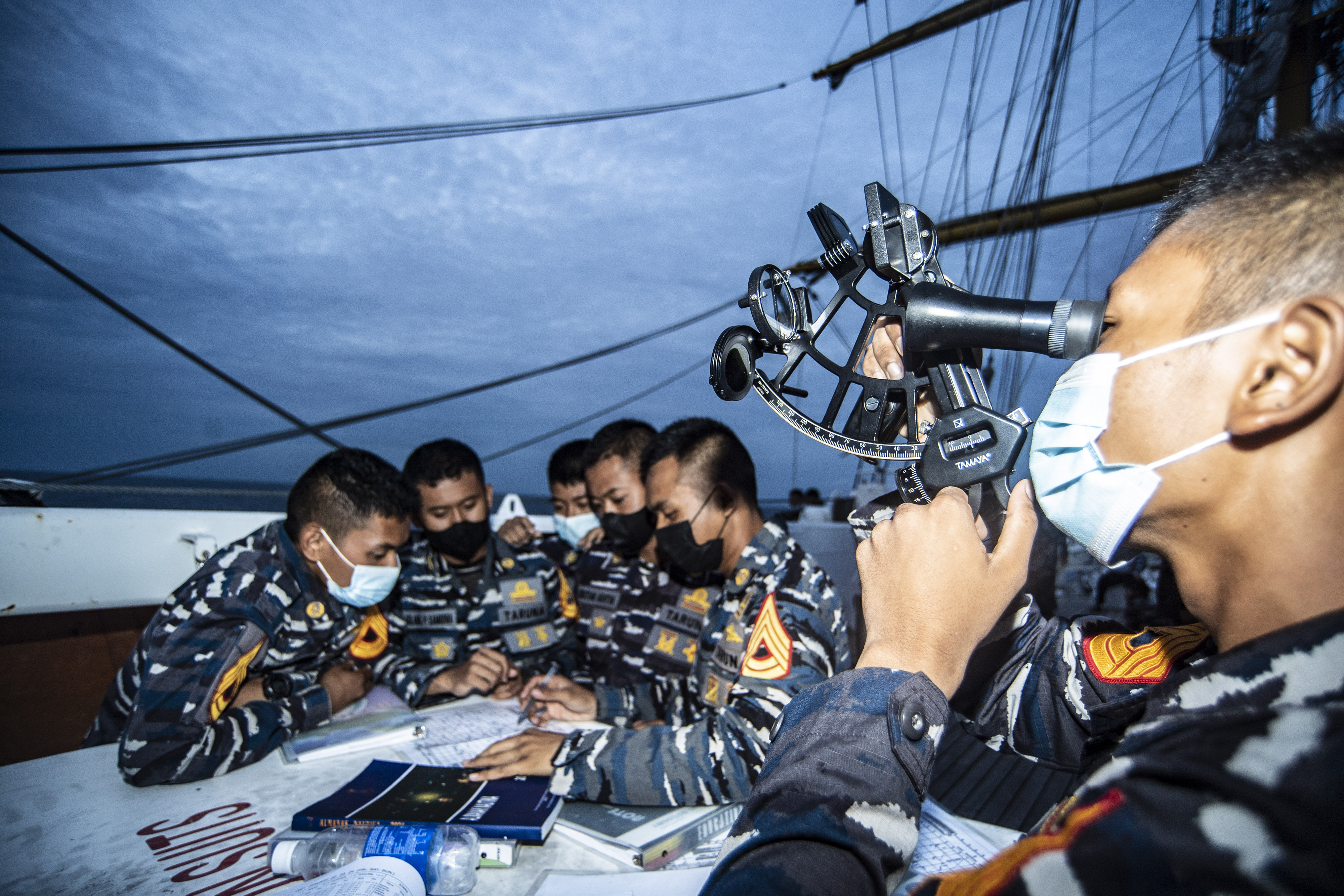 Praktek Navigasi Astronomi untuk Keadaan Darurat