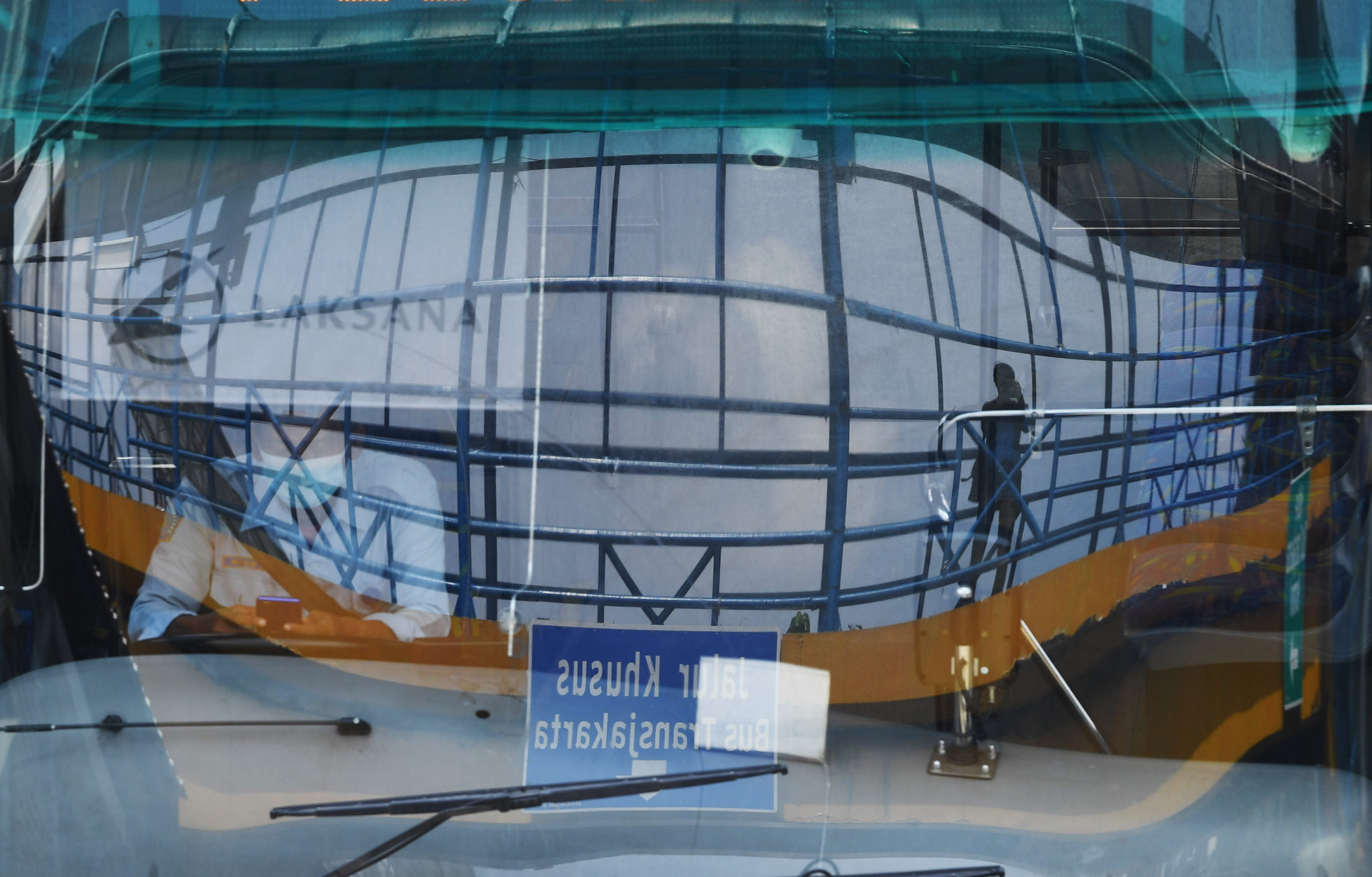 Pertumbuhan Sektor Transportasi