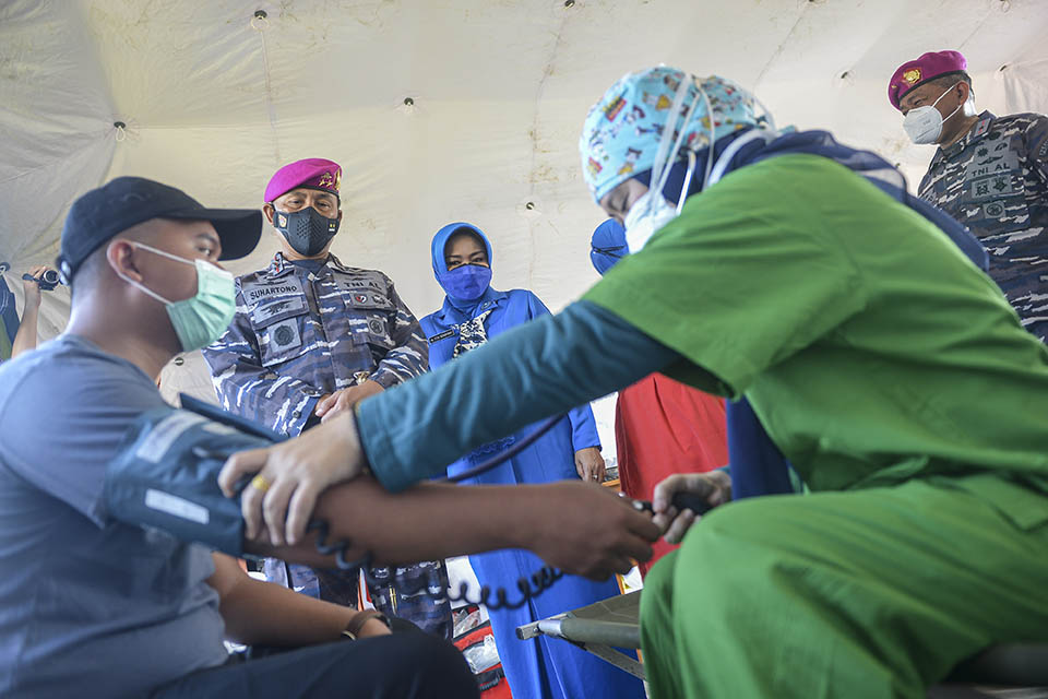 Sentra vaksinasi Covid-19 Korps Marinir