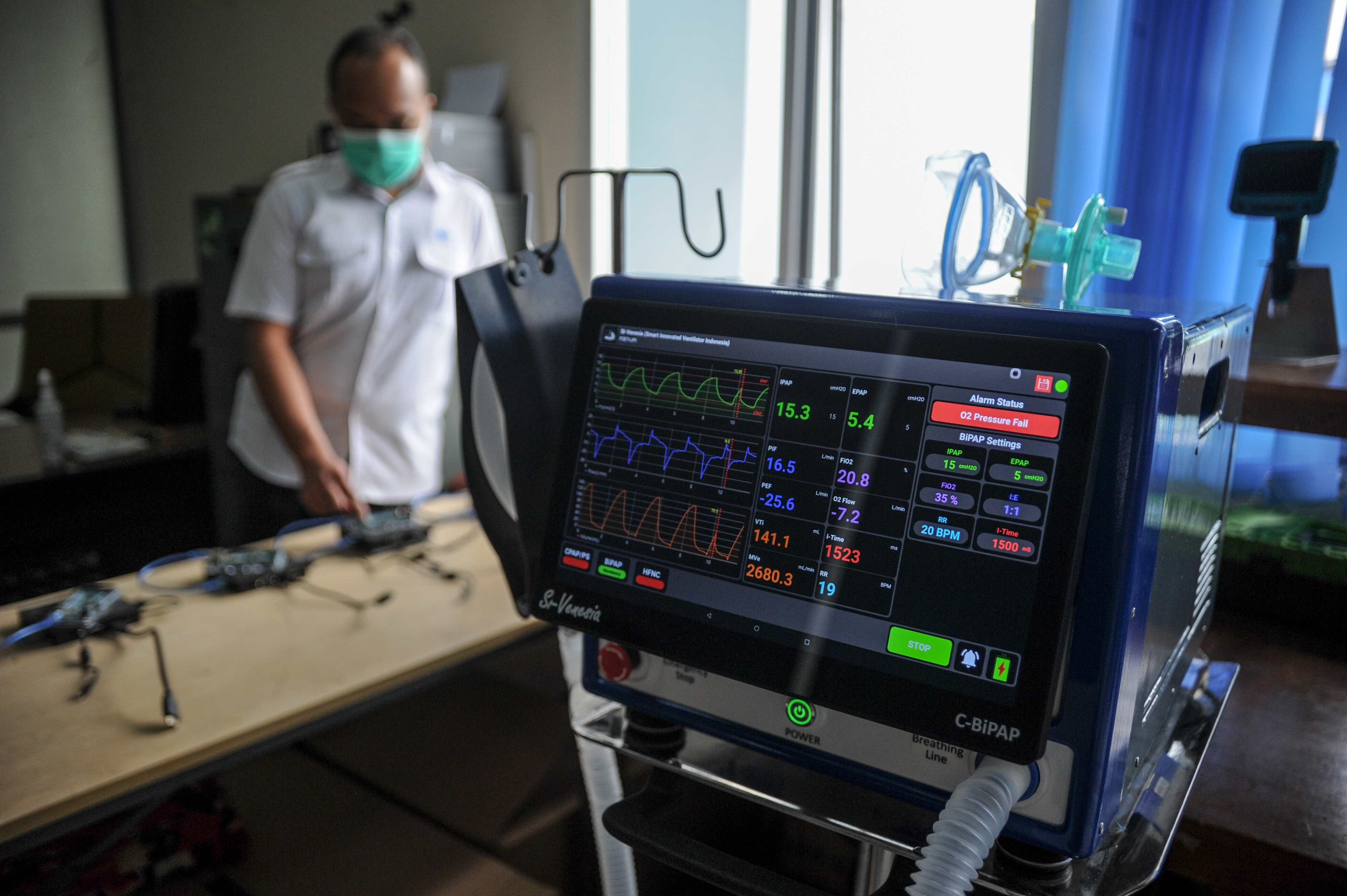 Inovasi Ventilator Sivenesia, Enam Jam Tanpa Listrik