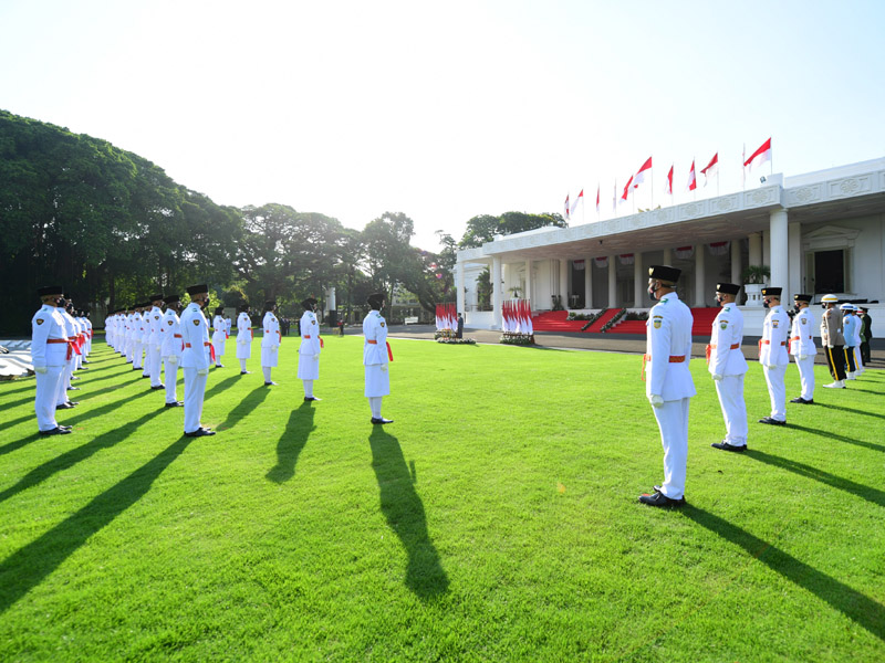 Upacara Pengukuhan Paskibra Di Istana Merdeka