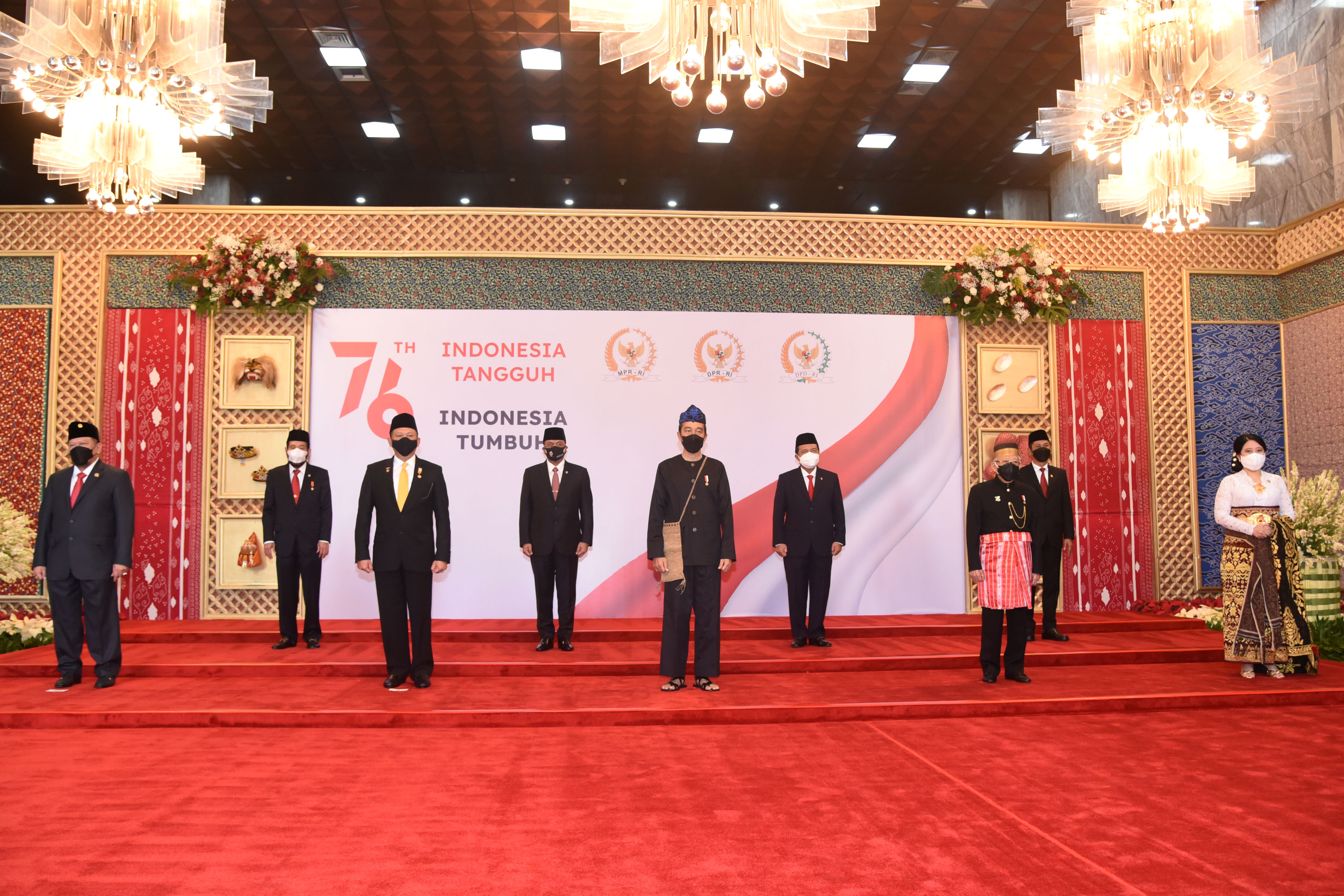 Presiden dan Wakil Presiden Menghadiri Sidang Tahunan MPR