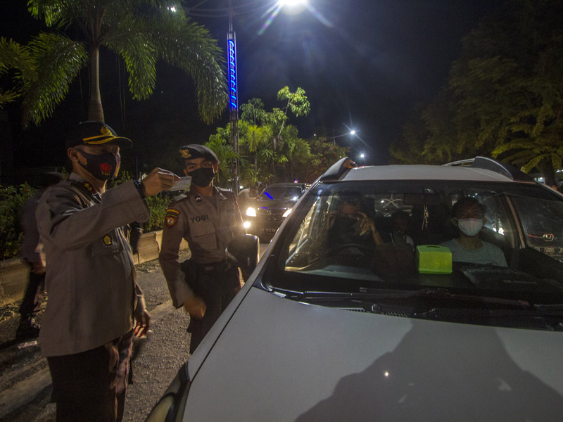 Sosialisasi Pengetatan Di Pintu Masuk Kota Banjarmasin