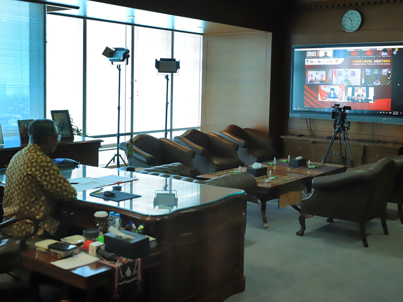 Pemberantasan Pinjaman Online Ilegal