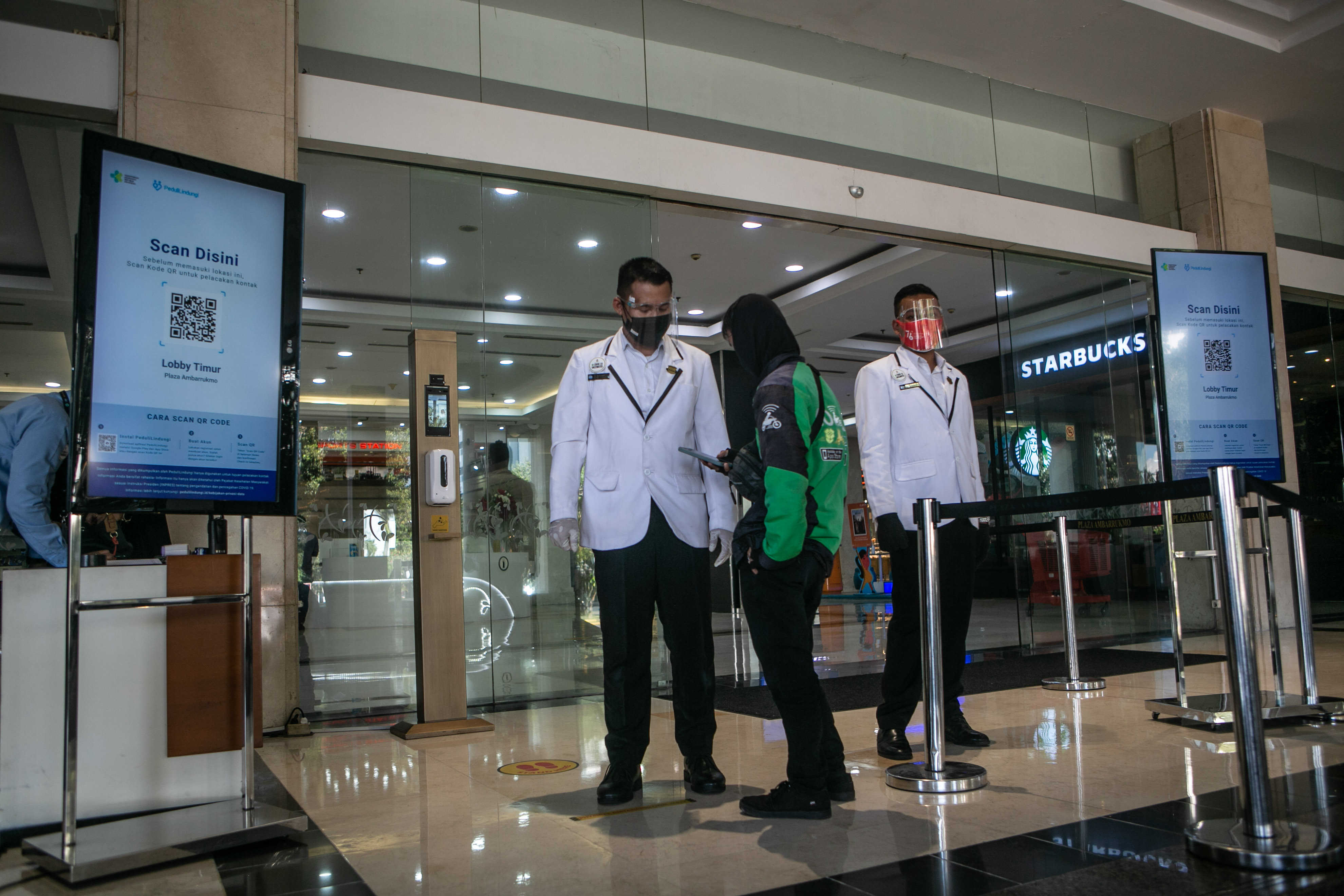 Ujicoba Pembukaan Pusat Perbelanjaan  saat PPKM di Yogyakarta