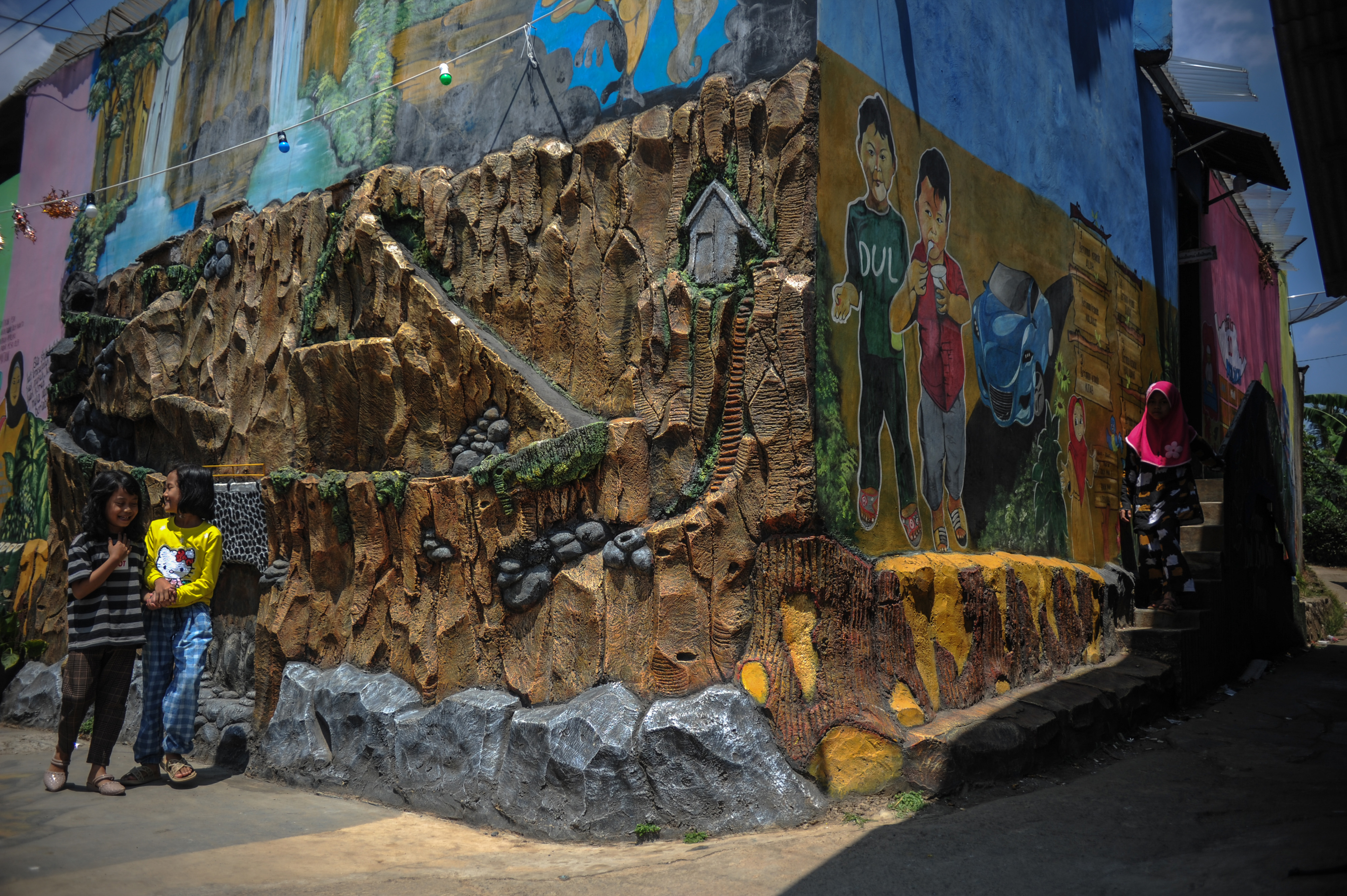 Kampung Mural Religi di Kabupaten Bandung