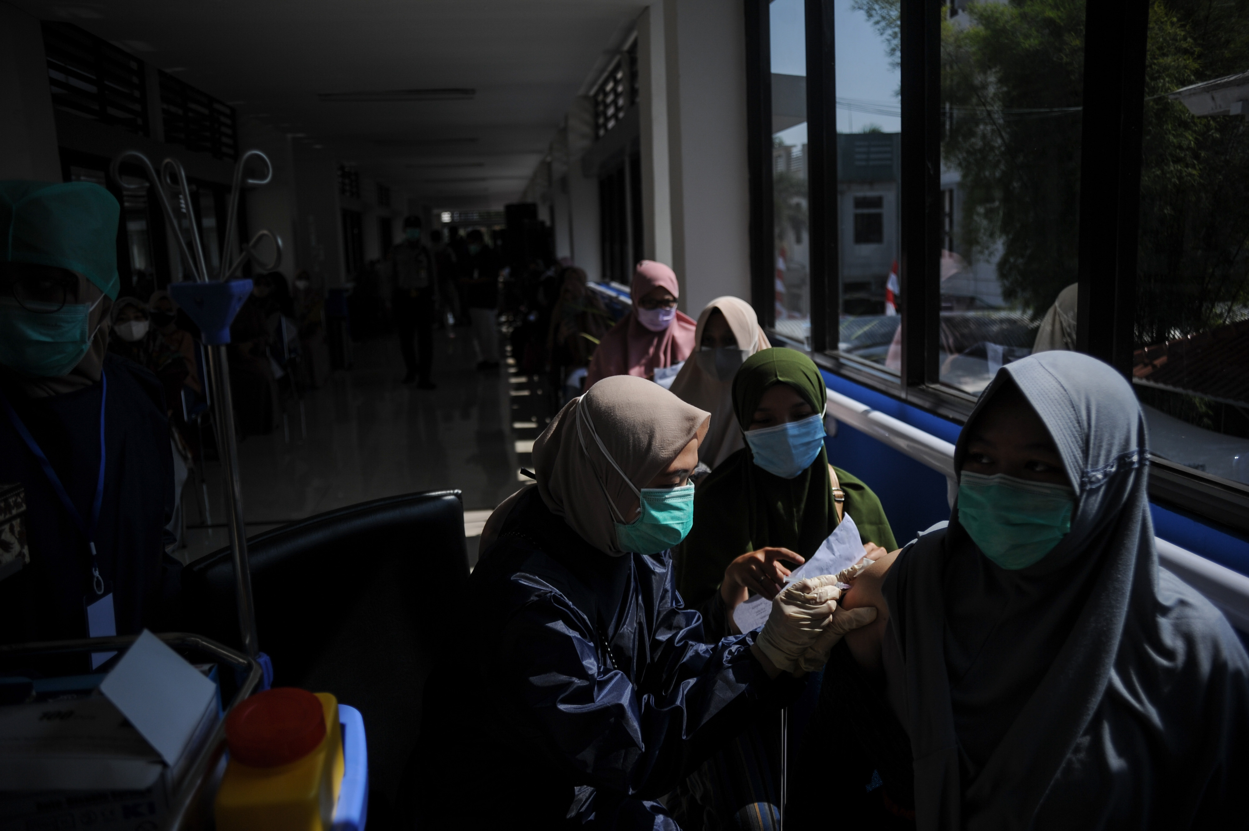 Vaksinasi Menggunakan Metode Satu ke Banyak