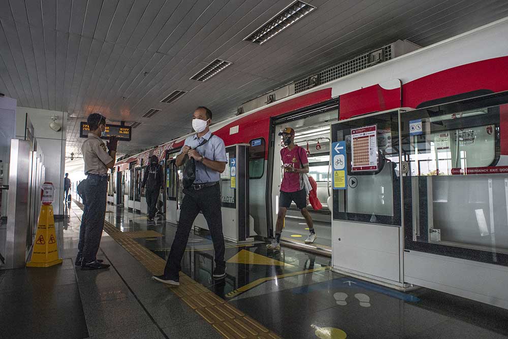 Operasional LRT Jakarta