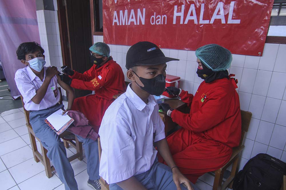 Percepatan Vaksinasi Covid-19 Untuk Pelajar