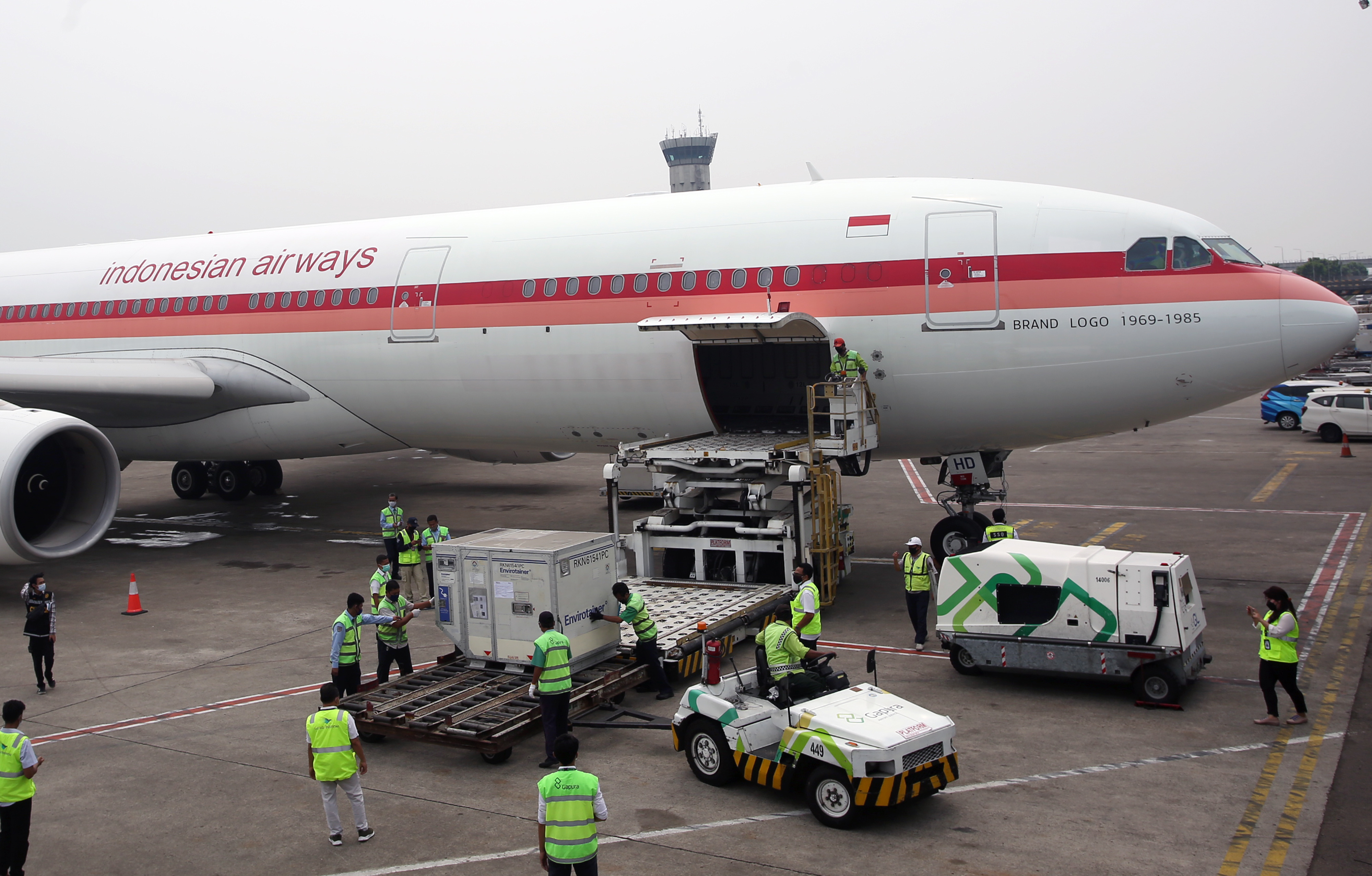 Sembilan Juta Vaksin Sinovac Tiba di Indonesia