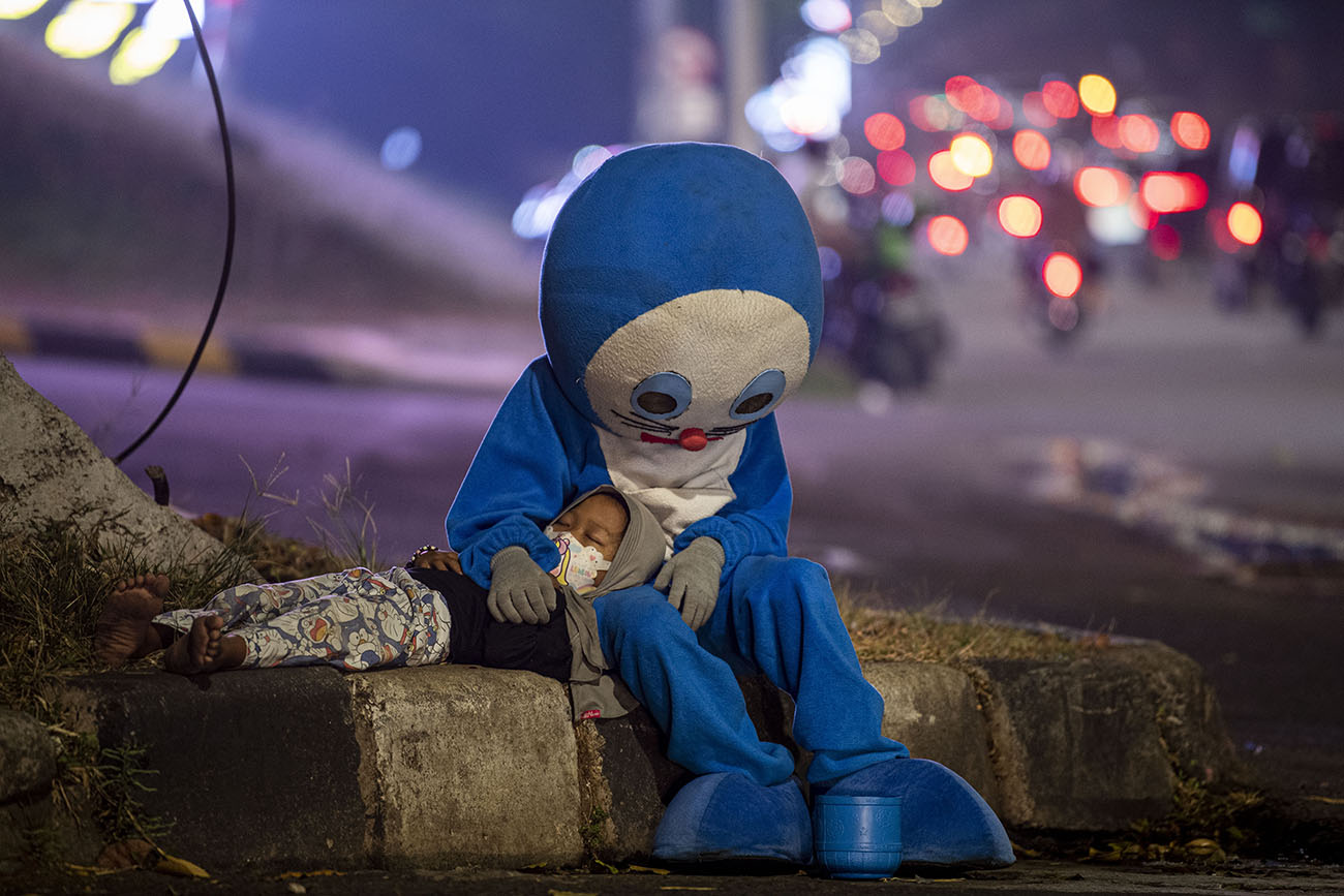 Pengamen Badut Jakarta