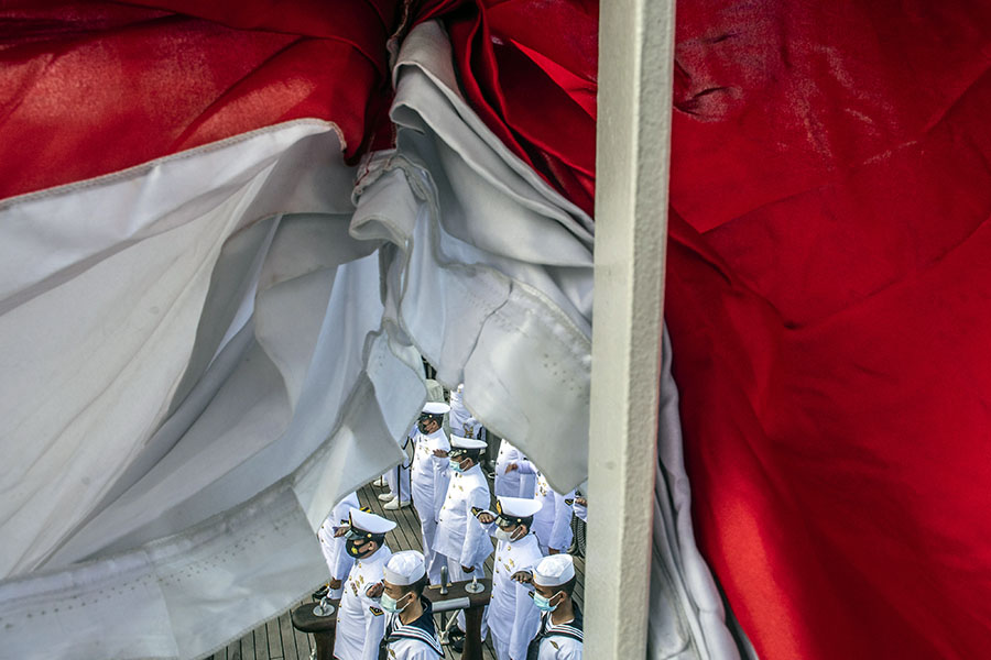 Upacara HUT Kemerdekaan RI di KRI Bima Suci 