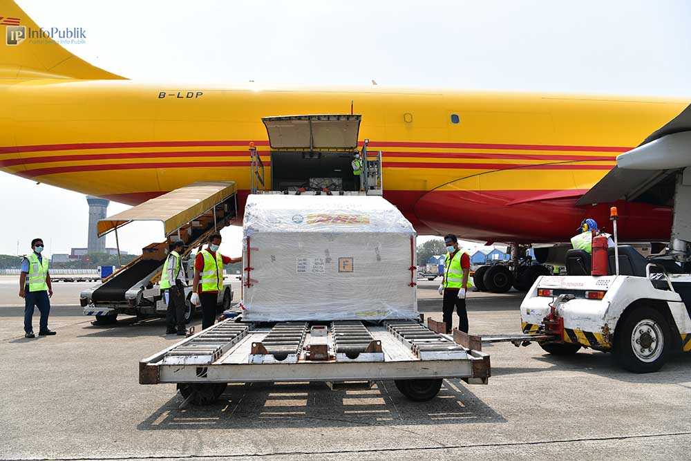 Kedatangan Vaksin Covid-19 Merk Pfizer