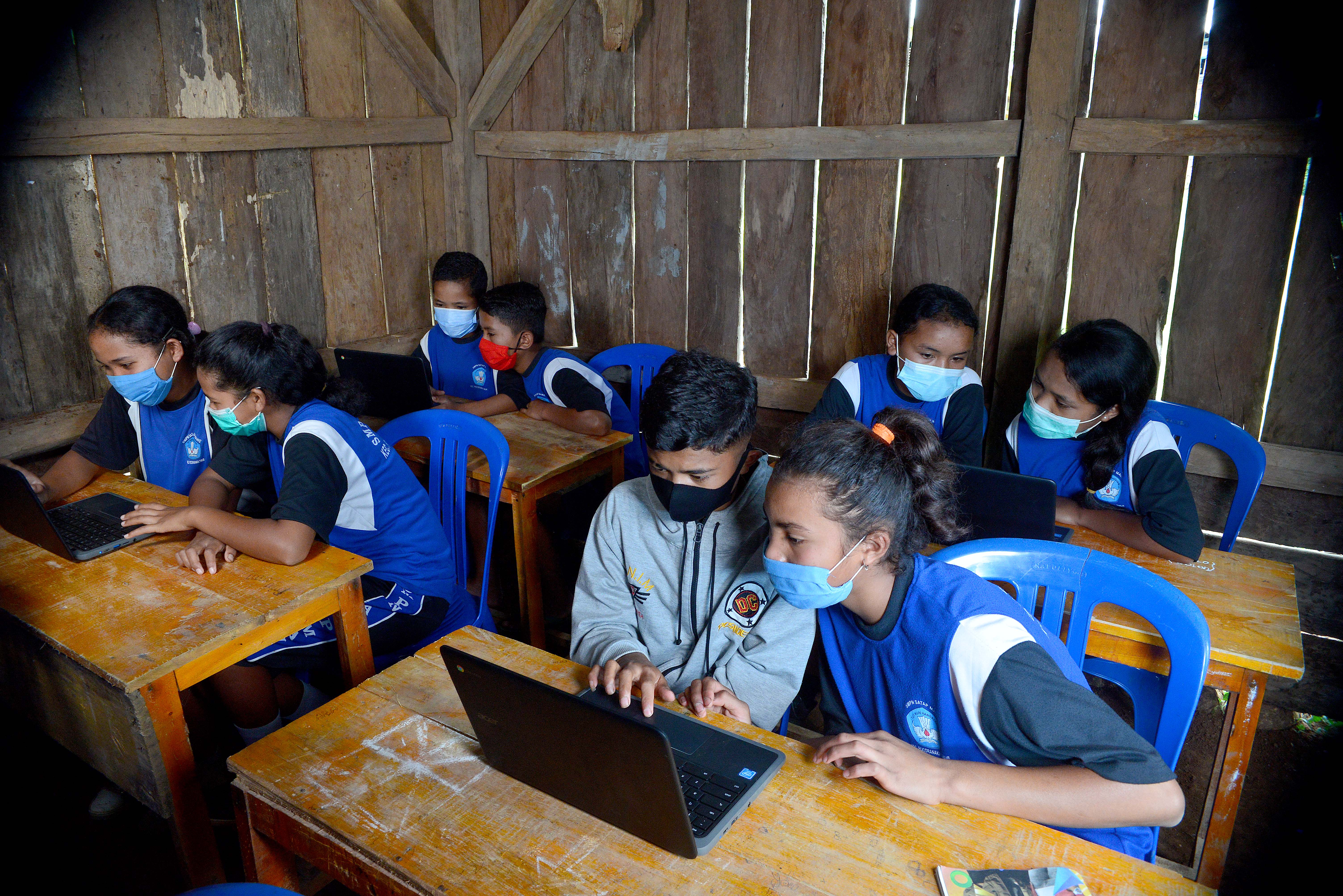 Koneksi Internet untuk Pembelajaran Jarak Jauh