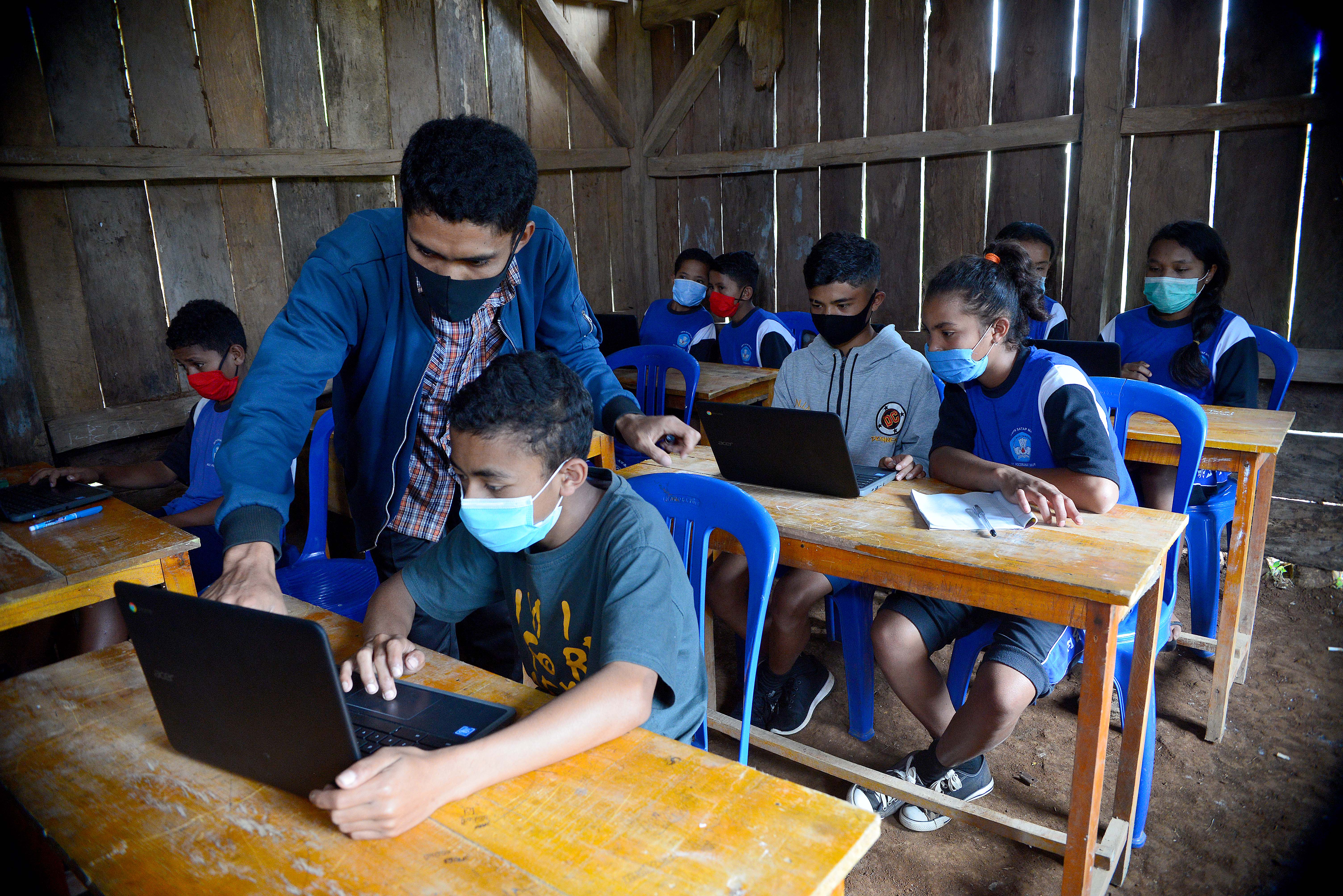 Koneksi Internet untuk Pembelajaran Jarak Jauh