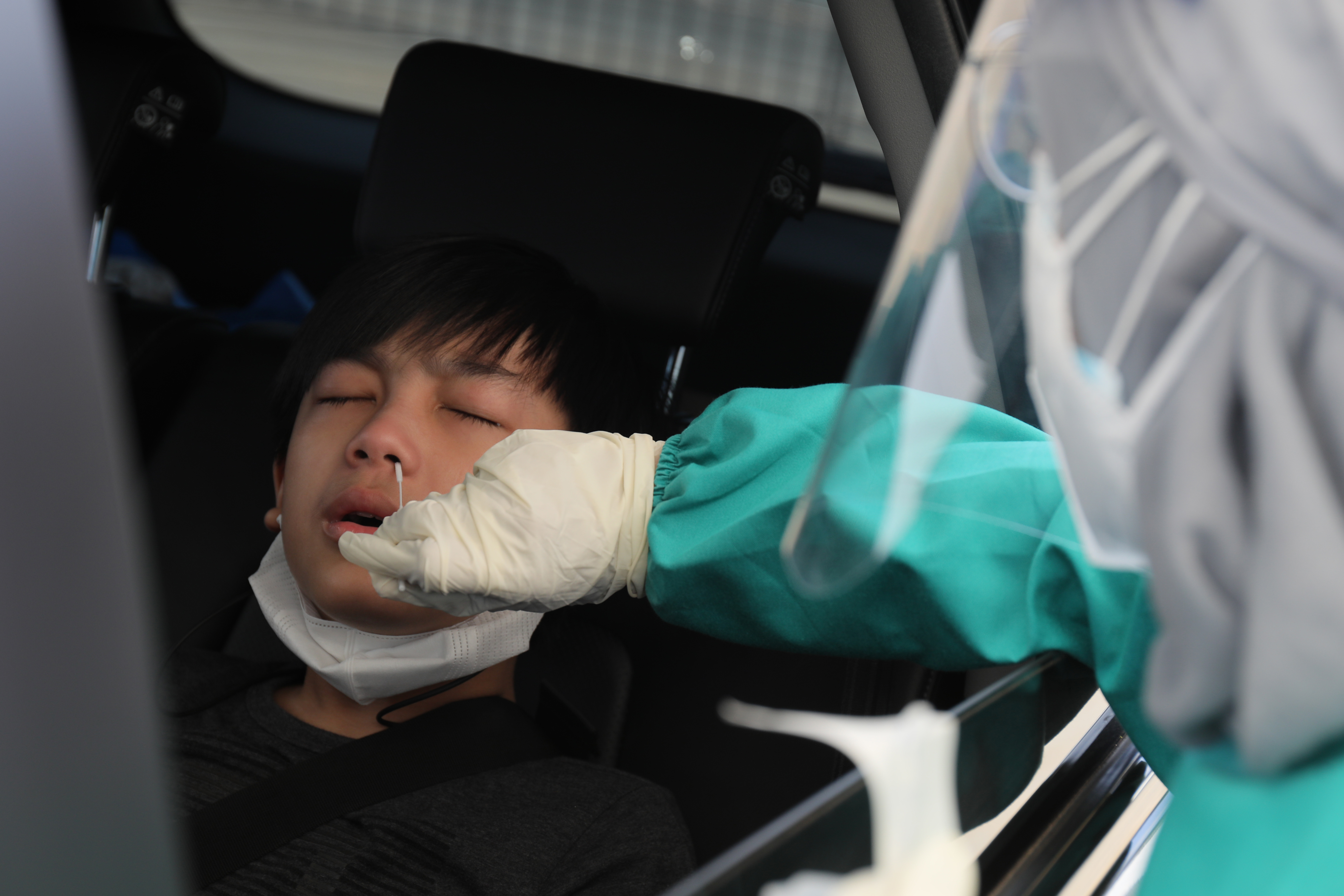 Sertivikat Vaksin dan Hasil Negatif Covid-19 Syarat Wajib Aktifitas Warga